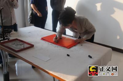 �{�нM�ɆT�ں������Ϻ���