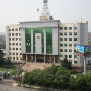 �Ͼ������z��