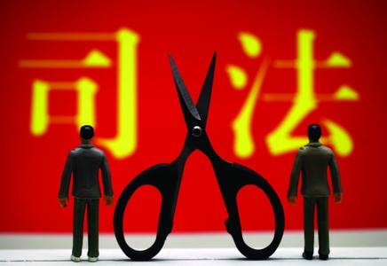 �Ͻ���:�߳�һ�l�����Ї���ɫ����˾��Ҏ�ɵĸĸ�֮·