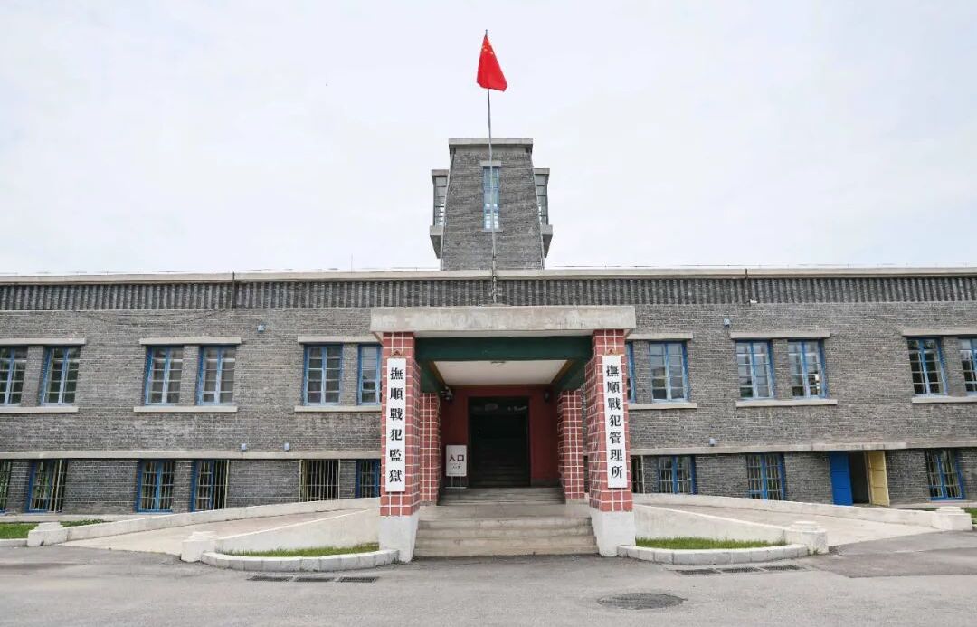 �������ԣ�һ���߽��ձ��𷸵ġ��z�e�L���������V�ձ����؄e�����